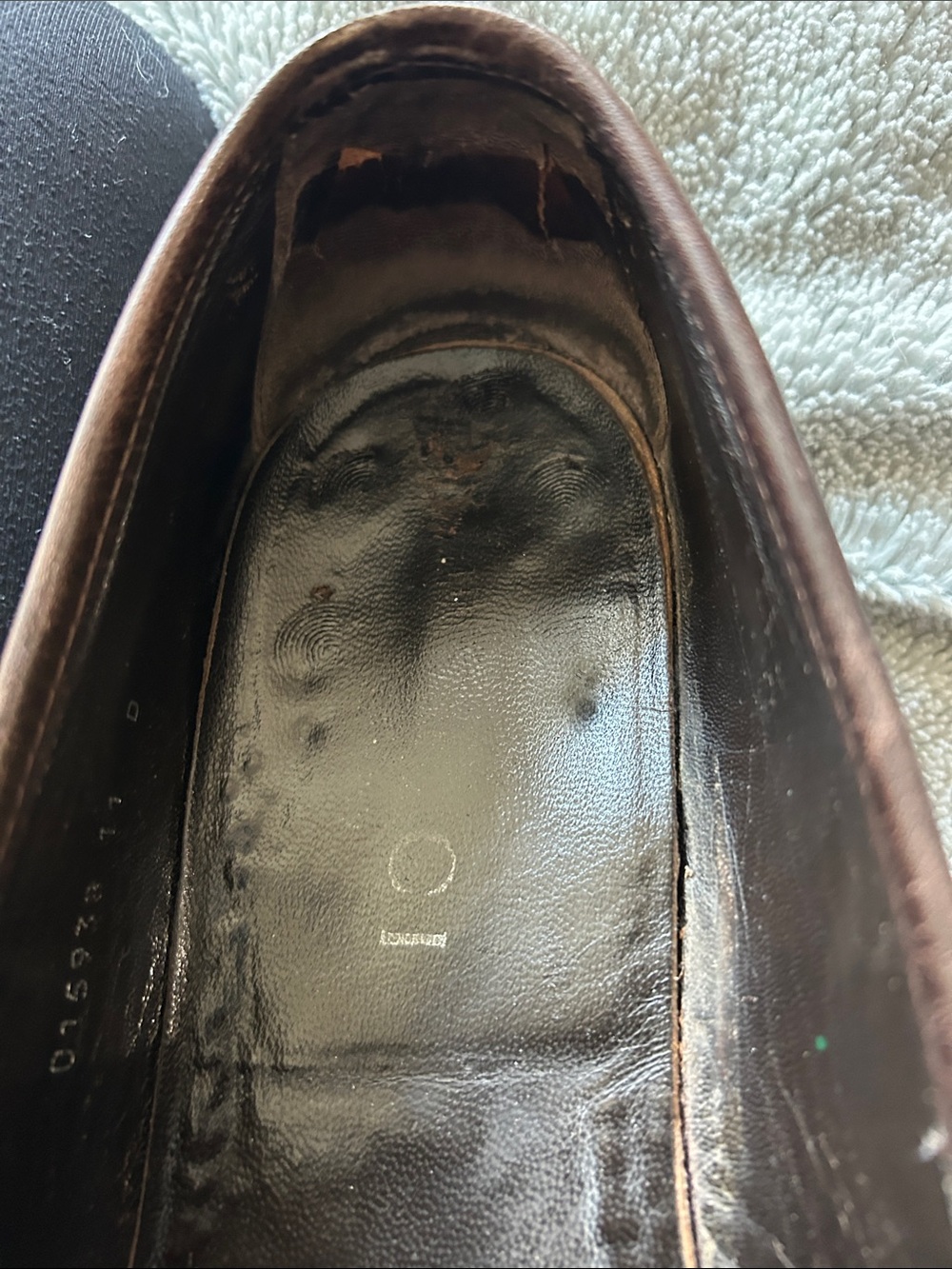 Authentic Gucci Men's Brown Leather Bit Loafers - newly resoled and polished. - Picture 7 of 10